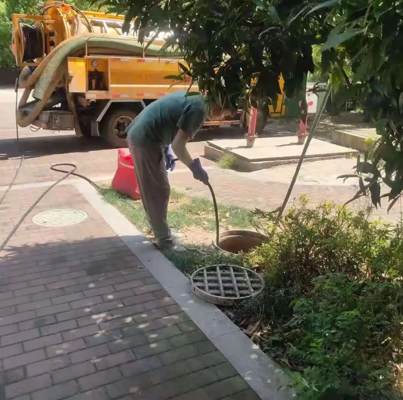 兴宁市政排污管道清淤疏通——专业团队，让您全程省心！